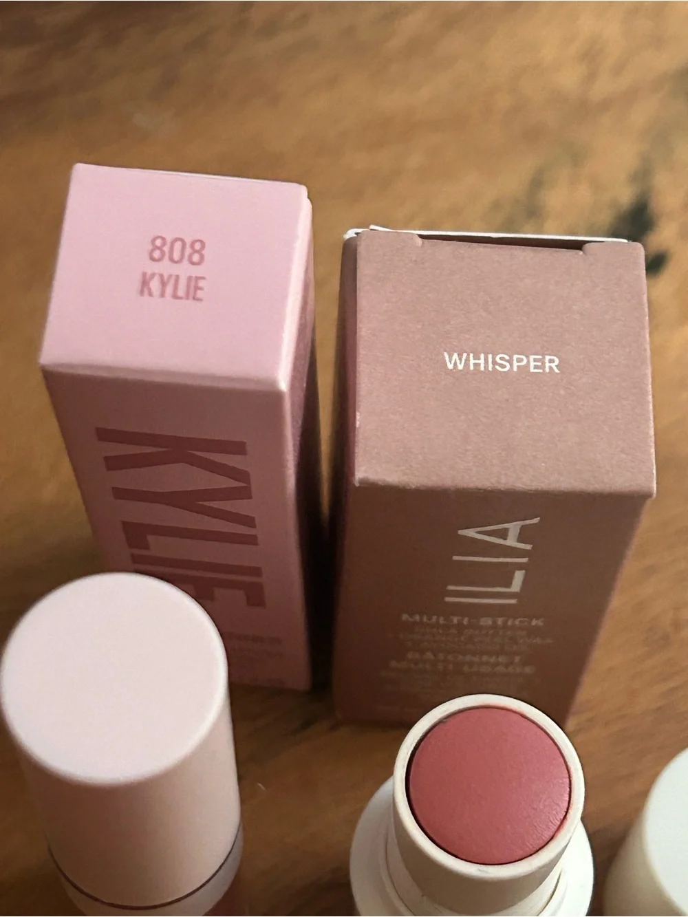 ILIA Mini Blush & Kylie Mini High Gloss  Bundle